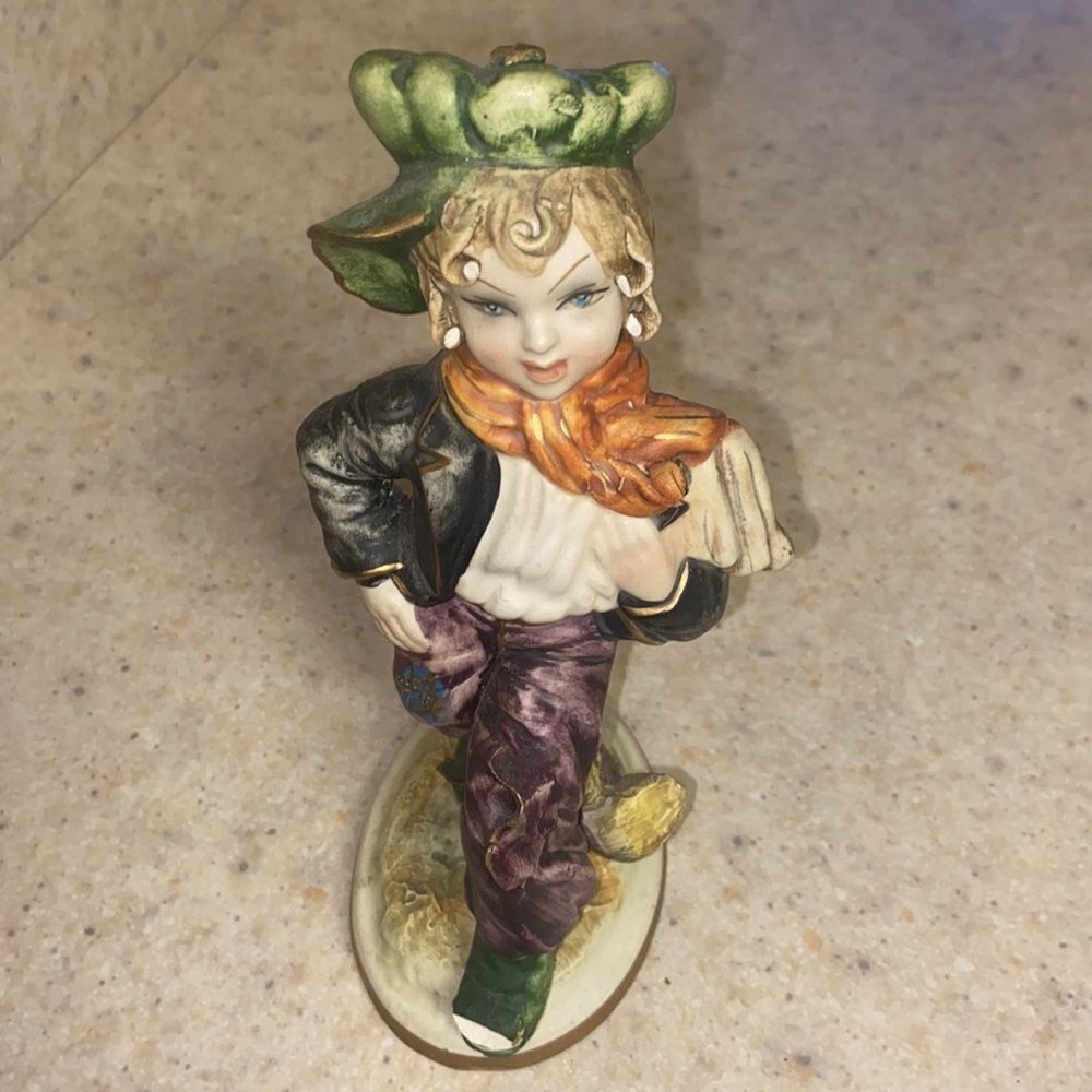 Vintage Capodimonte Italian Porcelain Figurine Young Boy Hobo Parer Boy